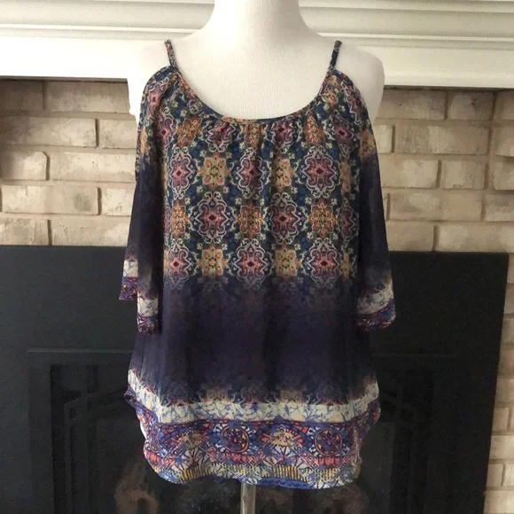 DayTrip Blue Cold Shoulder Chiffon Overlay Tank size XS - Picture 2 of 9